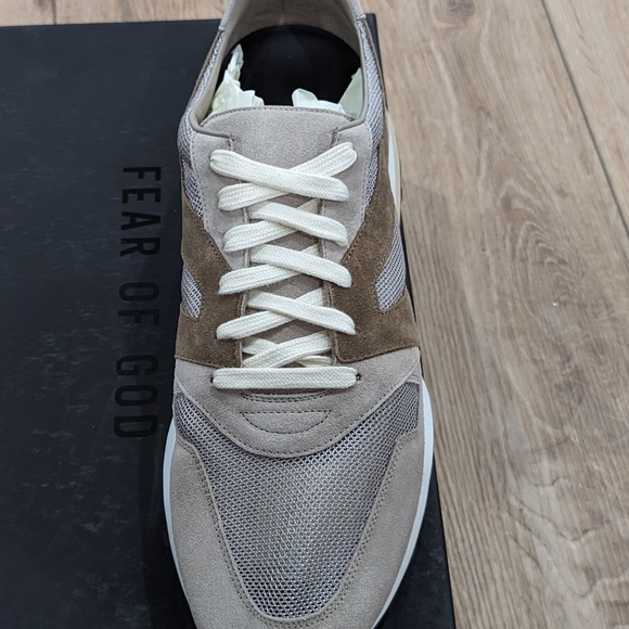 Men's FEAR OF GOD Lace-Up Runner Sneakers Sabbia 45 US 12 - Picture 2 of 10